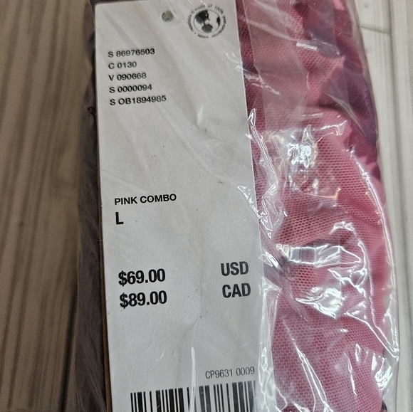 Urban Outfitters Kimchi Blue Sydney Off Shoulder Mini Dress in Pink Combo NWT - Picture 9 of 10